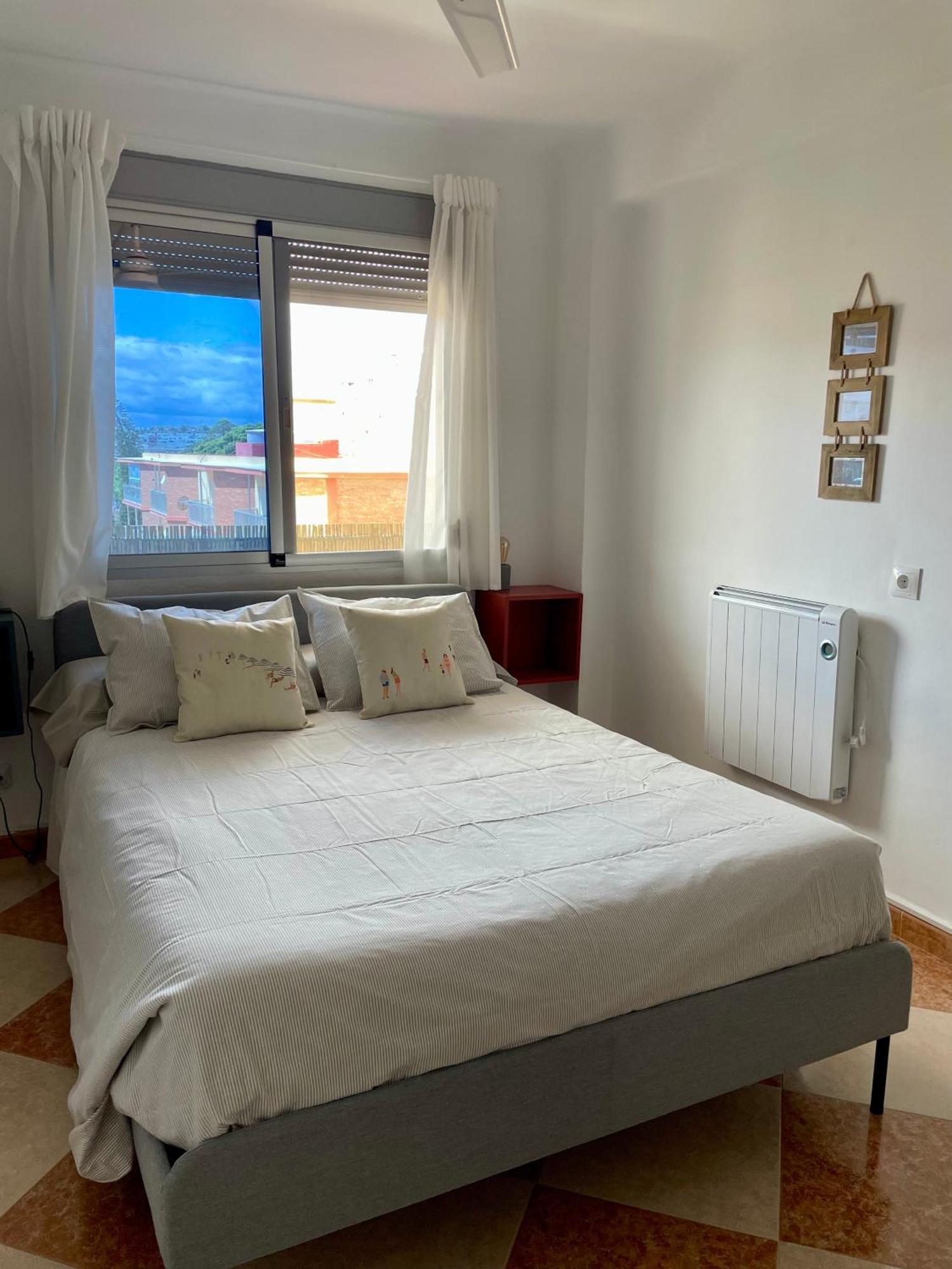 El Barquito De Mateo Apartman Torre Del Mar Kültér fotó